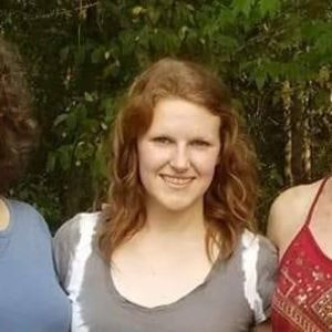 Meet your Posher, Hayley